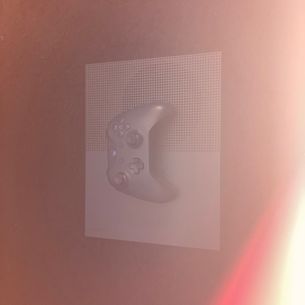 XBOX ONE S 1TB